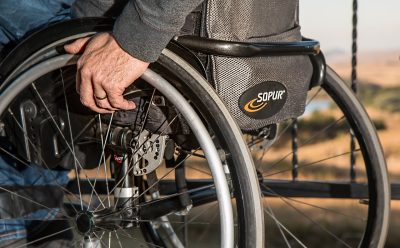 Le gouvernement fait les poches des travailleurs en situation de handicap